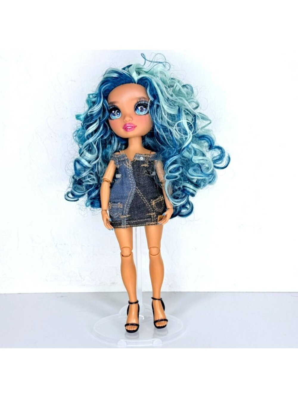 Rainbow High Skyler Bradshaw Fantastic Fashion Blue 11” Doll 2023